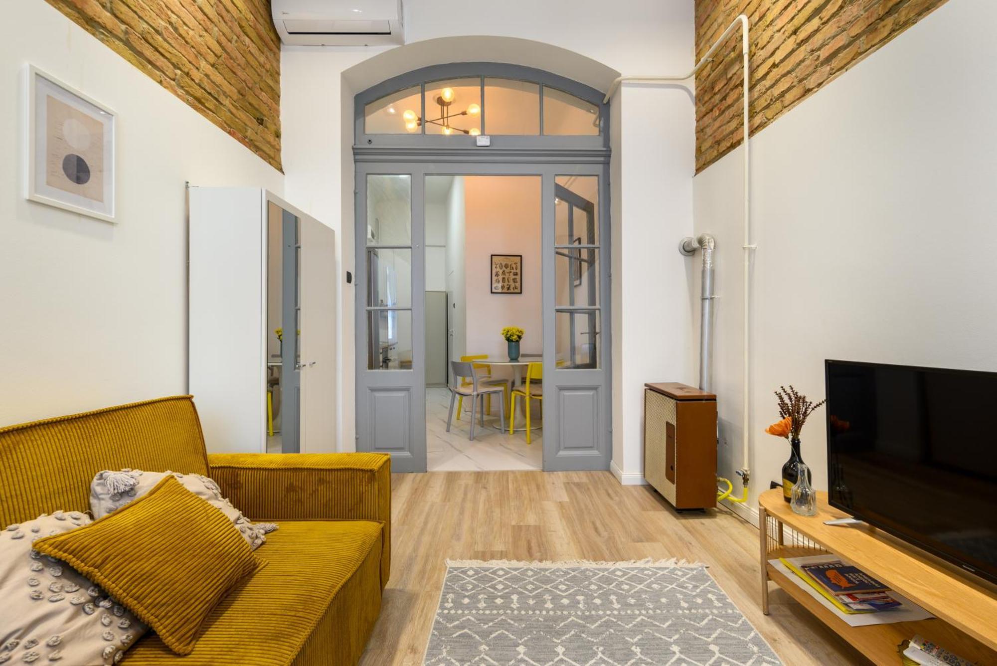 Downtown Apartment 2 Minutes From Opera House Budapest Exterior photo